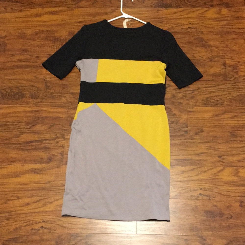 Colorblock dress - Picture 2 of 2